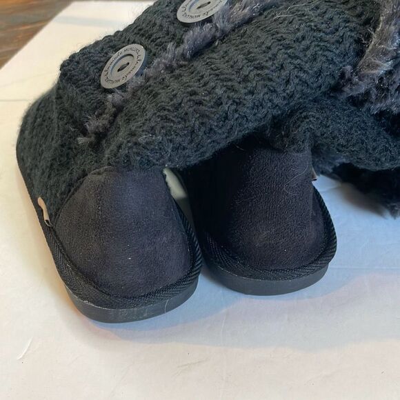 Muk Luks ALa Mode Womens Faux Fur Lined Knit Buttons Ankle Bootie Black Size 8 - Picture 8 of 9
